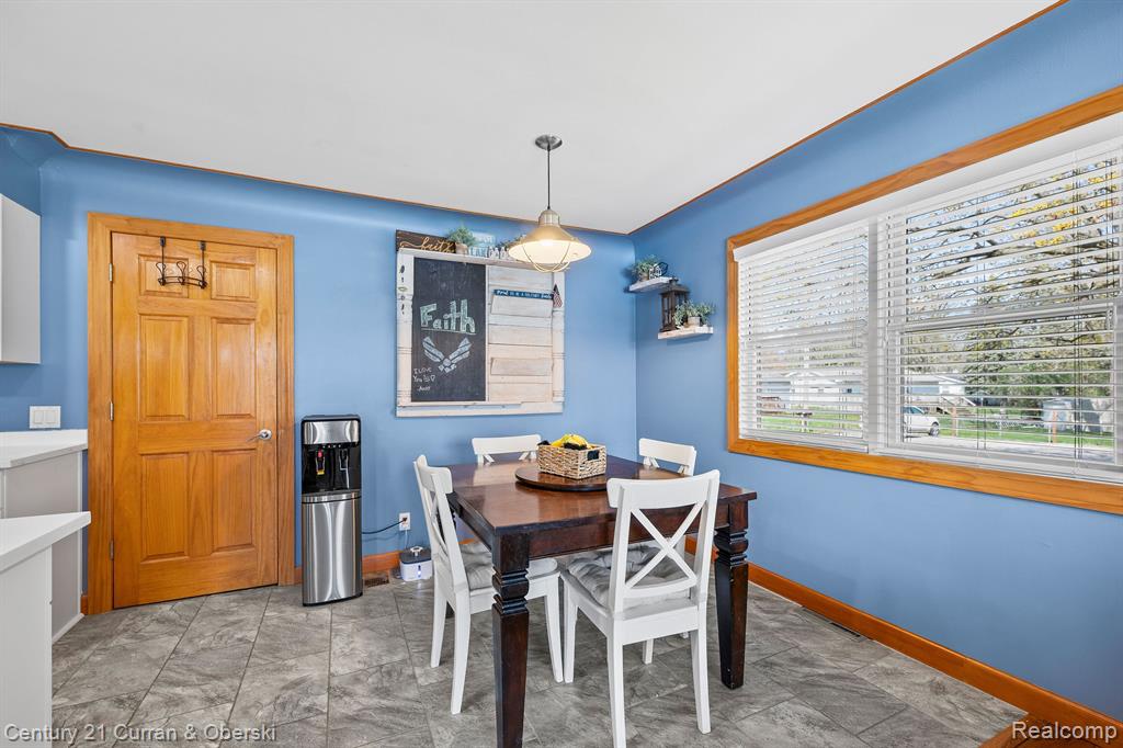 417 CHICAGO Drive, Howell, MI 48843 — Photo 19