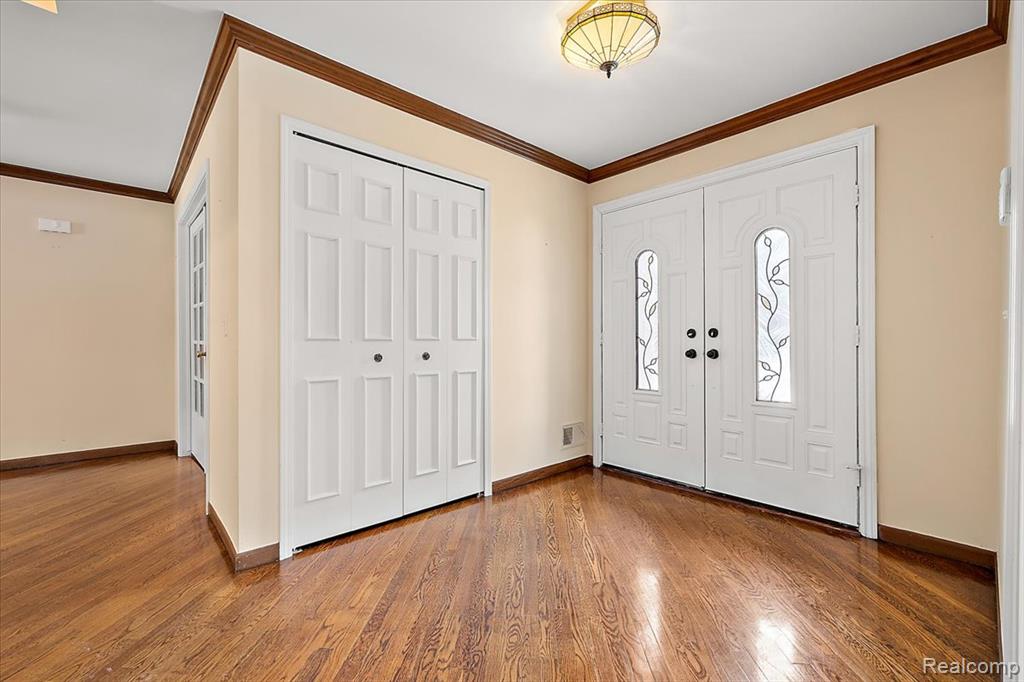 2291 Red Maple Drive, Troy, MI 48098 — Photo 6