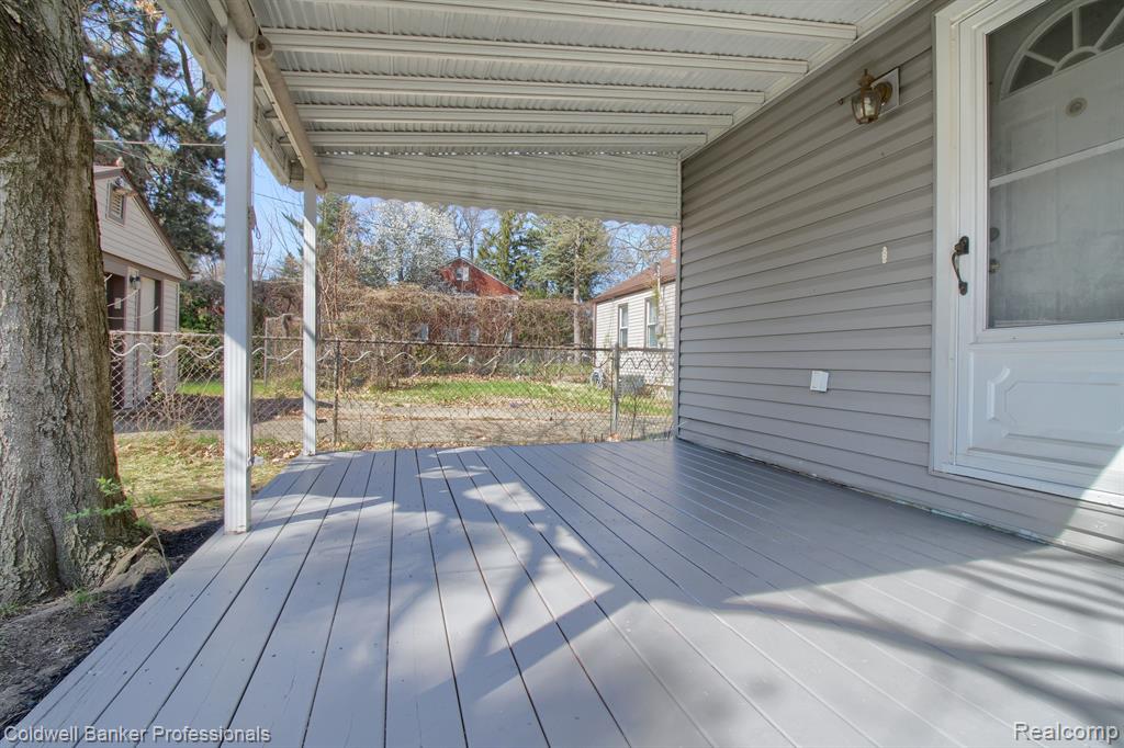 9951 TECUMSEH, Redford, MI 48239 — Photo 29