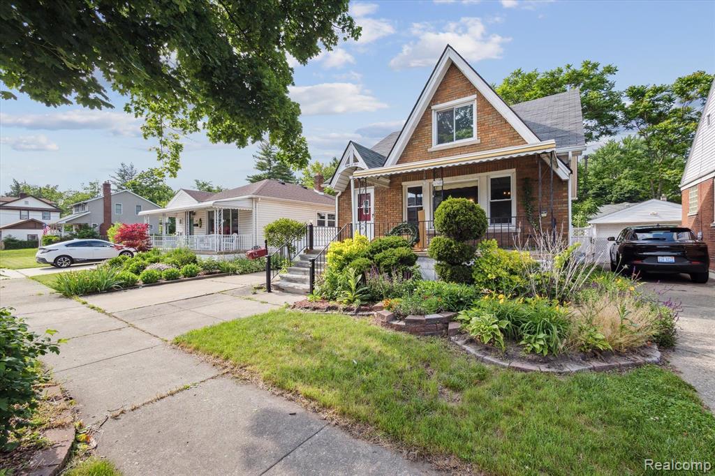 805 E GEORGE Avenue, Hazel Park, MI 48030 — Photo 4