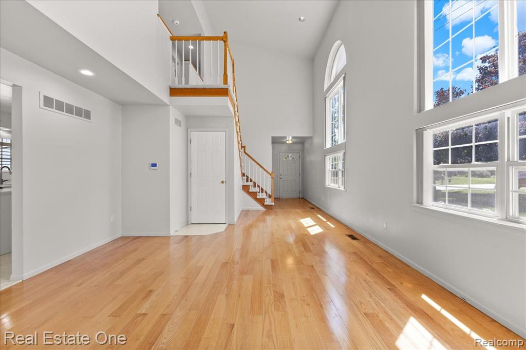 113 Algansee Drive, Troy, MI 48083 — Photo 4