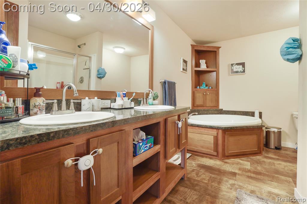 6267 Imperial Dr., Fenton, MI 48430 — Photo 35