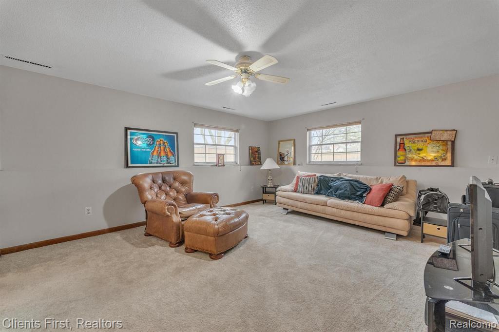700 TOLL Street, Monroe, MI 48162 — Photo 16