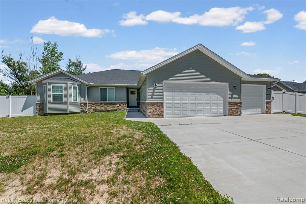 4429 RIVER Road, East China, MI — Photo 4