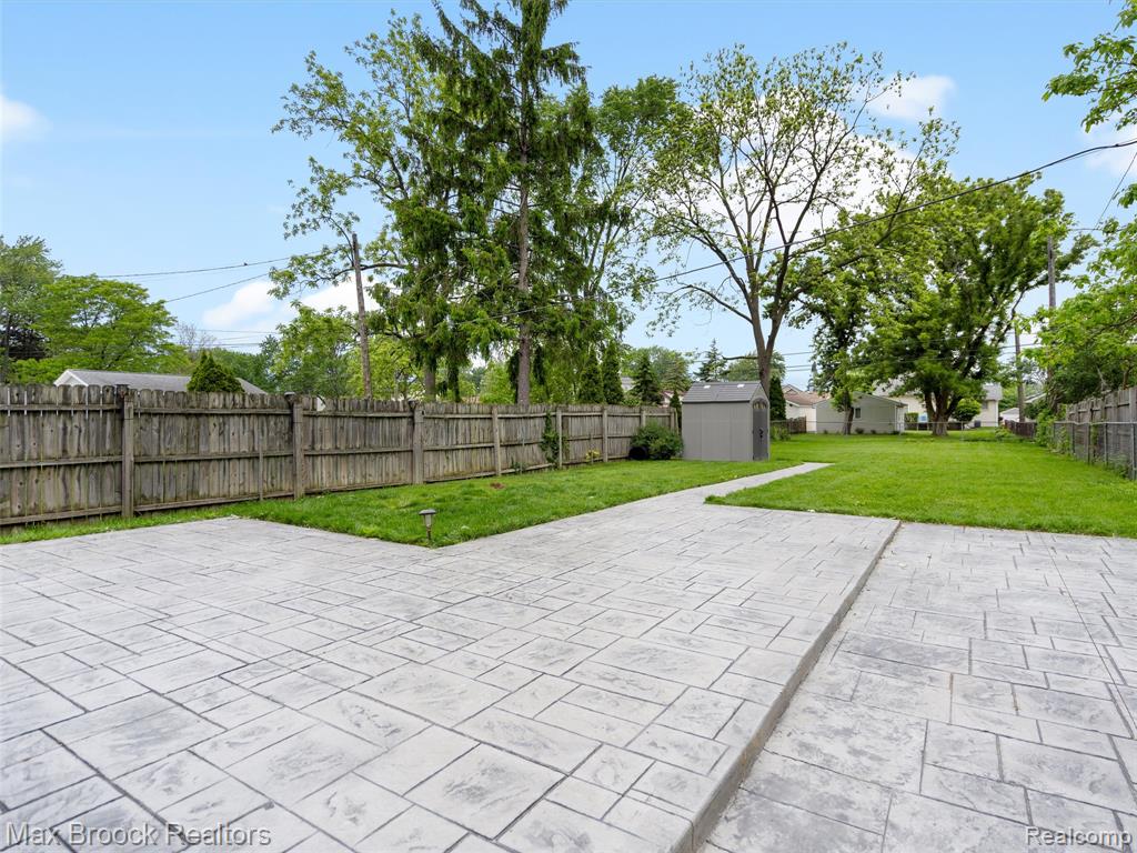 94 School Avenue, Clawson, MI — Photo 20