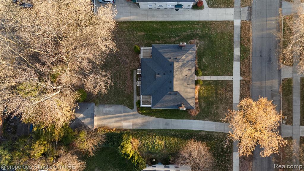 852 Harcourt Road, Grosse Pointe Park, MI 48230 — Photo 48