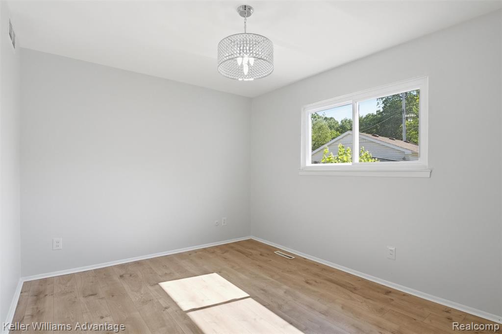 9883 William Street, Taylor, MI 48180 — Photo 23