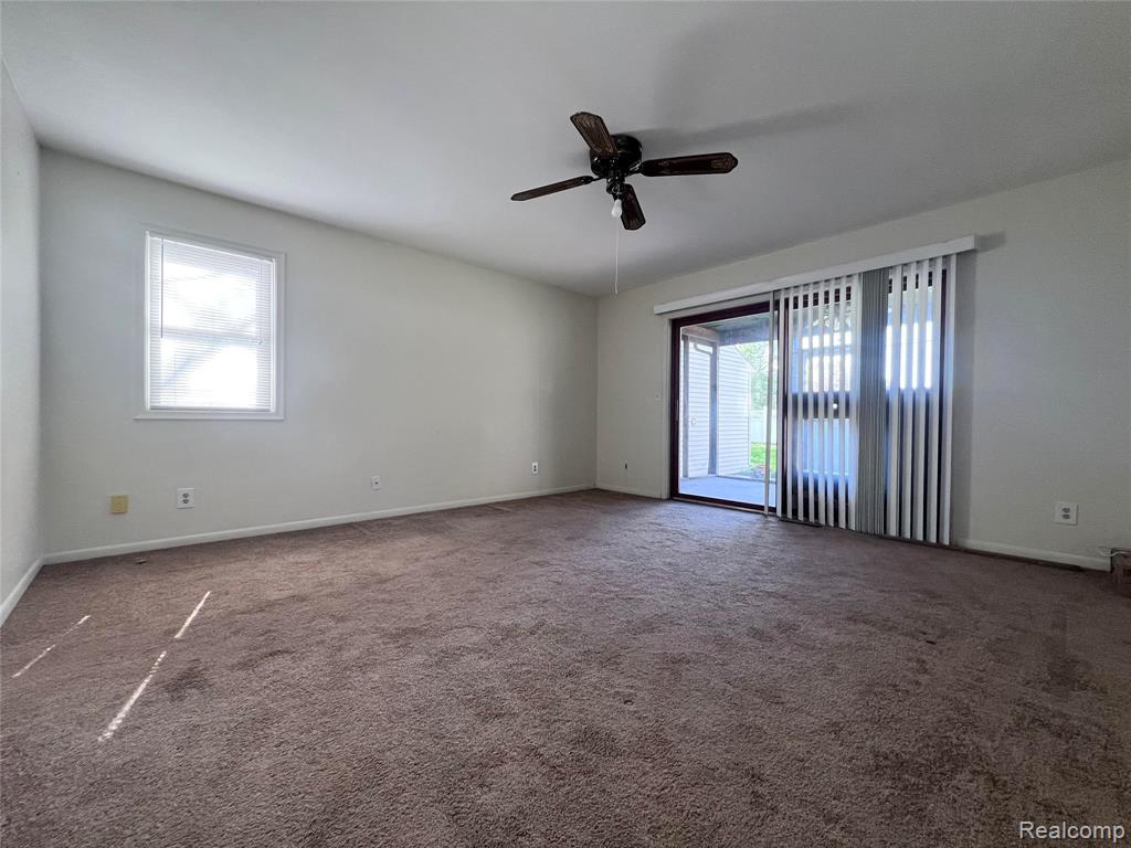 5505 Sunwood Drive, Waterford, MI 48329 — Photo 6