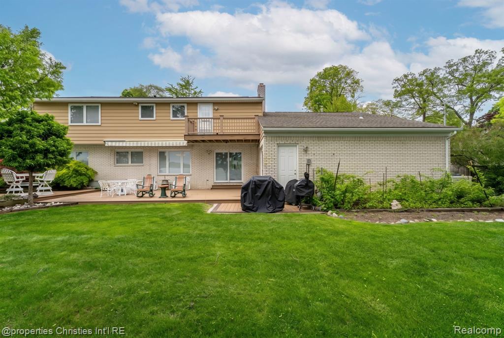 2825 Sylvan Shores Drive, Waterford, MI 48328 — Photo 32