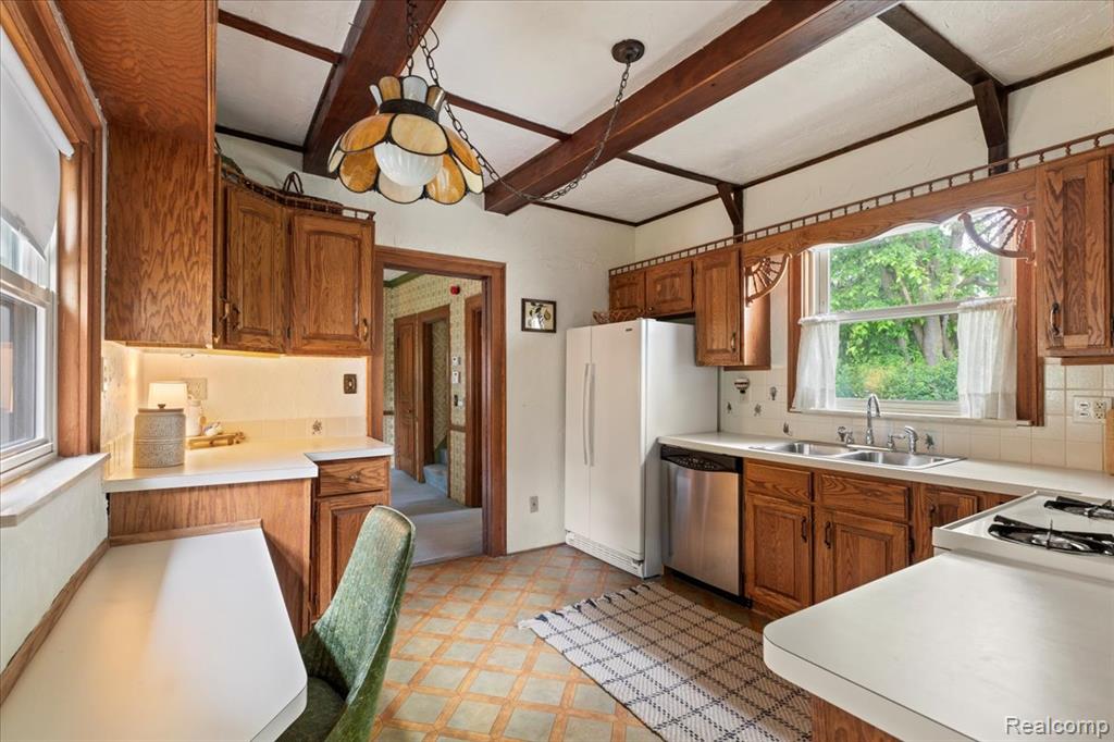 91 Dennison Street, Oxford, MI 48371 — Photo 13
