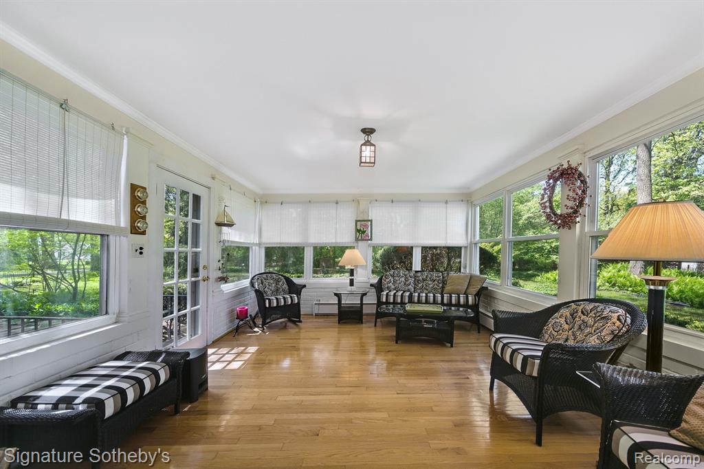 27721 SANTA BARBARA Drive, Lathrup Village, MI 48076 — Photo 8