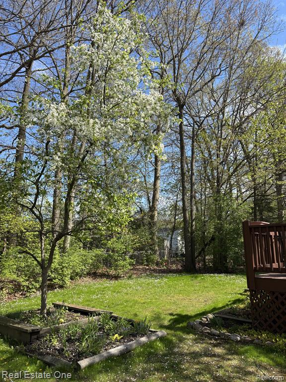 579 TURQUOISE Drive, Whitmore Lake, MI 48189 — Photo 4