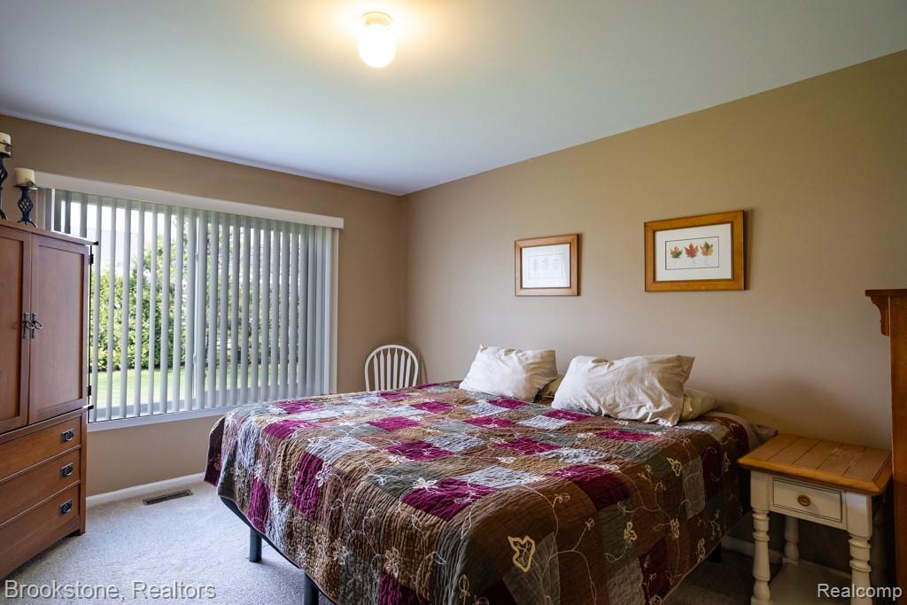 29257 Red Maple Drive, New Baltimore, MI — Photo 11