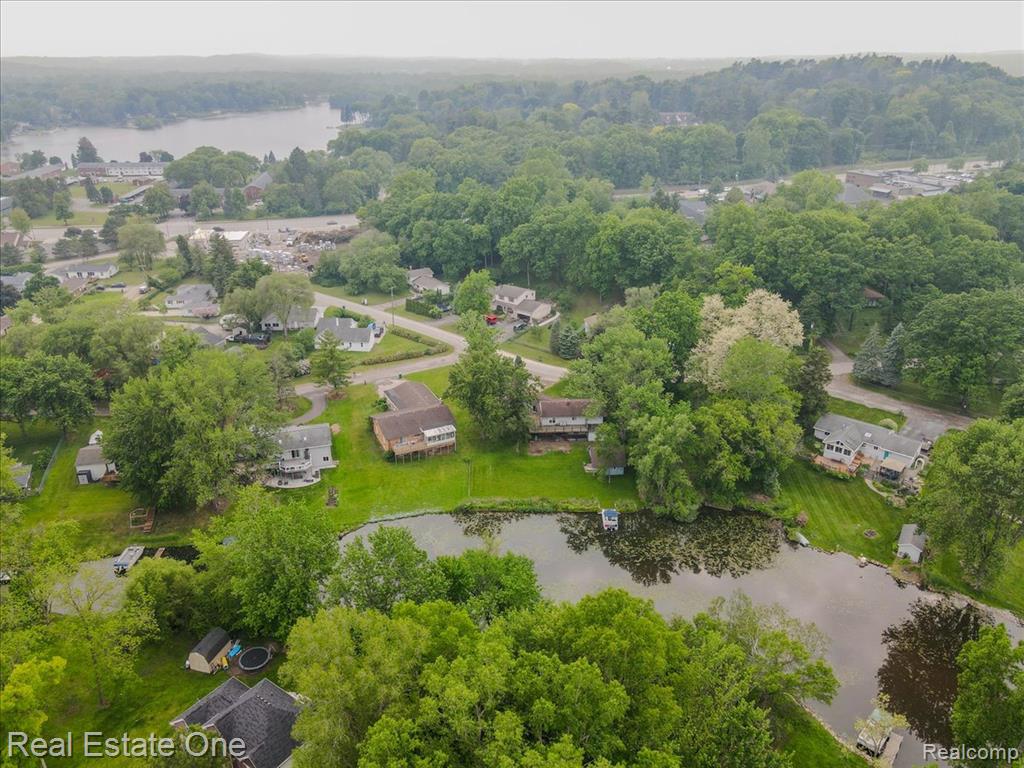 5900 Wellington Drive, Clarkston, MI — Photo 15