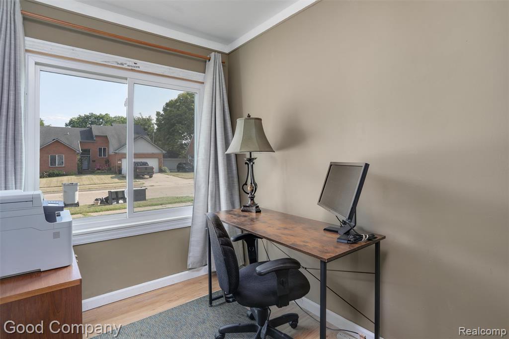 1727 E Elza Avenue, Hazel Park, MI 48030 — Photo 13