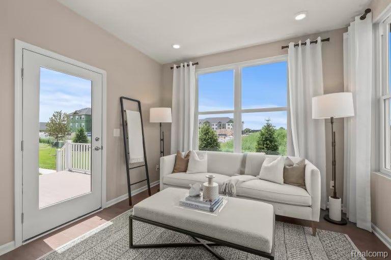 773 WEST SPANIEL Drive, Ann Arbor, MI 48108 — Photo 4