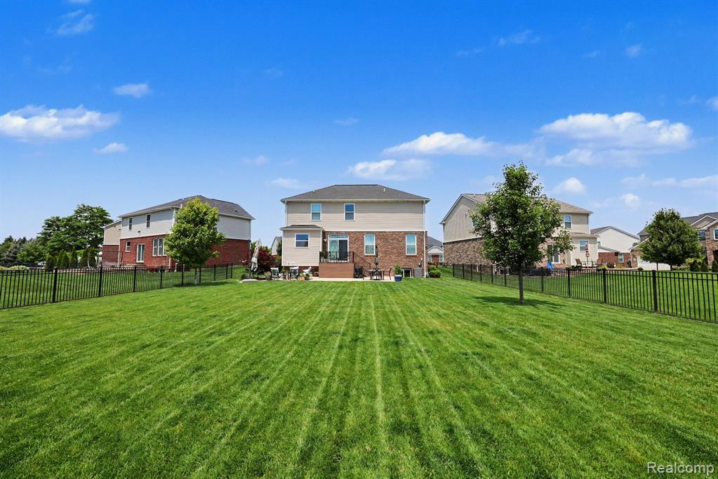 7560 Gannon Court, Shelby Twp, MI 48317 — Photo 27