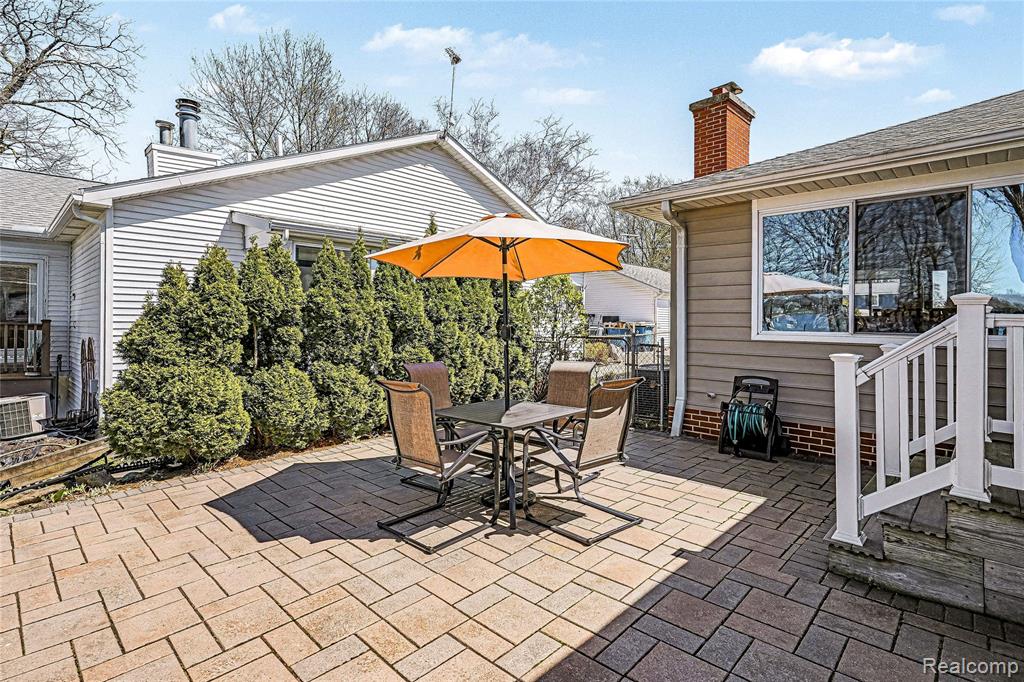 3504 Loon Lake Court, Linden, MI 48451 — Photo 24