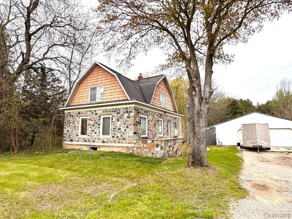 2325 Mertz Road, Caro, MI 48723