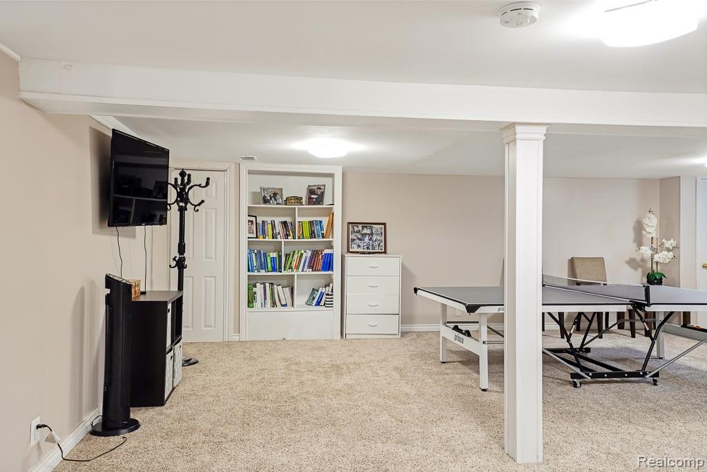 8100 Lochdale Street, Dearborn Heights, MI 48127 — Photo 28
