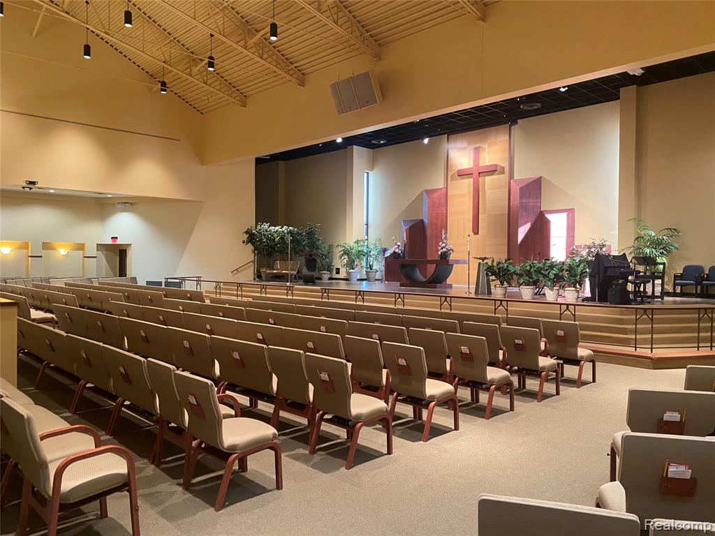 46250 Ann Arbor Road W, Plymouth, MI 48170 — Photo 2