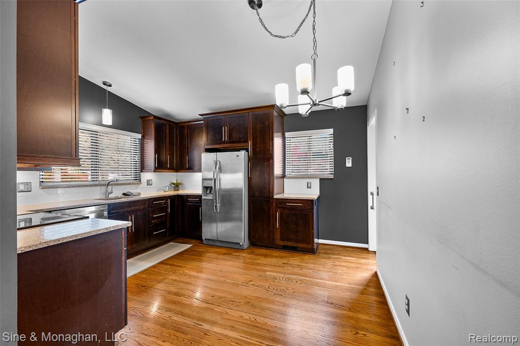 4419 Robinwood Avenue, Royal Oak, MI 48073 — Photo 9