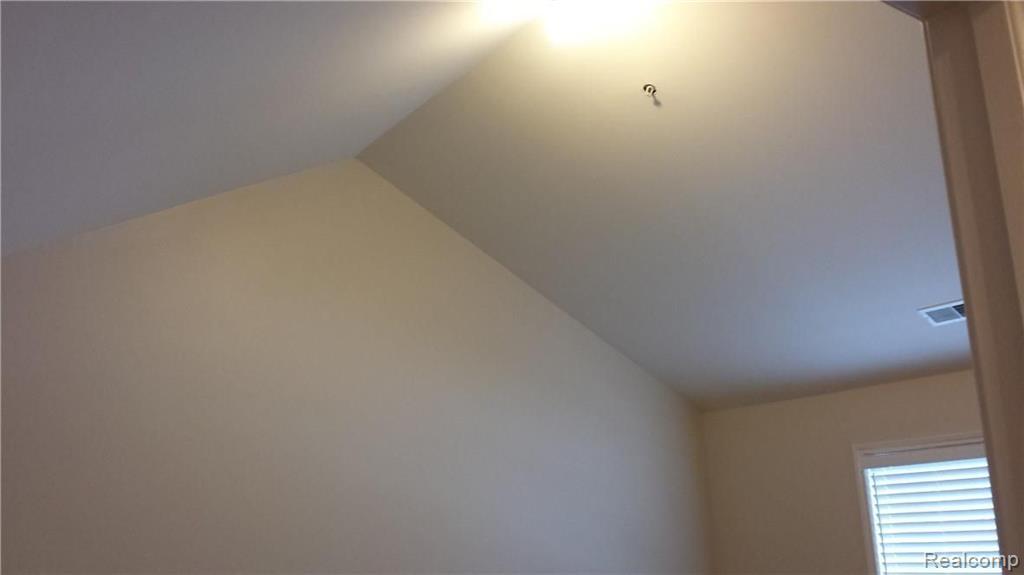 28339 Carlton Way Drive, 33, Novi, MI 48377 — Photo 25
