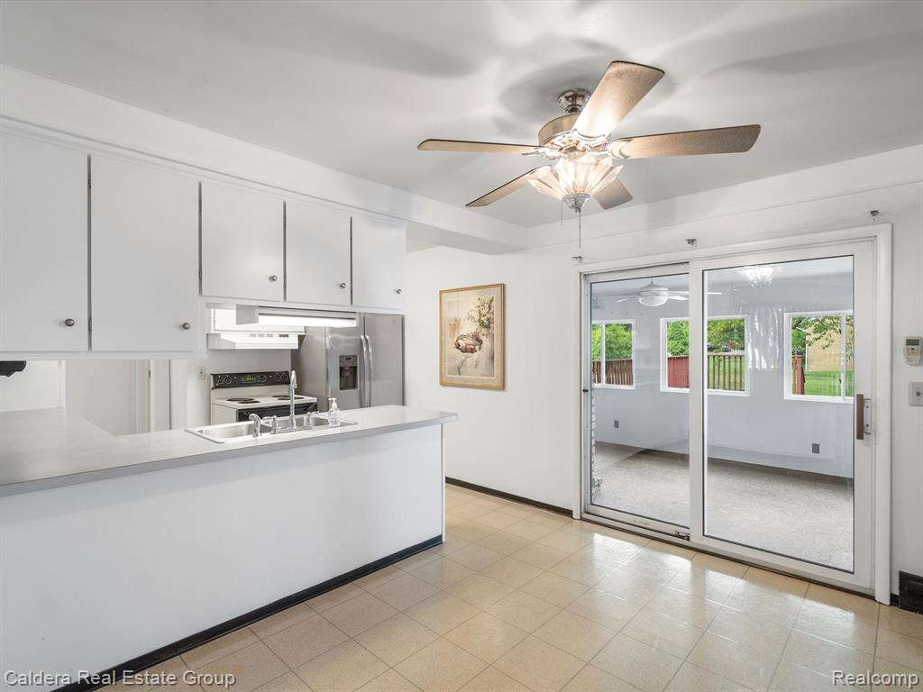 50560 PARSONS Drive, Shelby Twp, MI 48317 — Photo 10