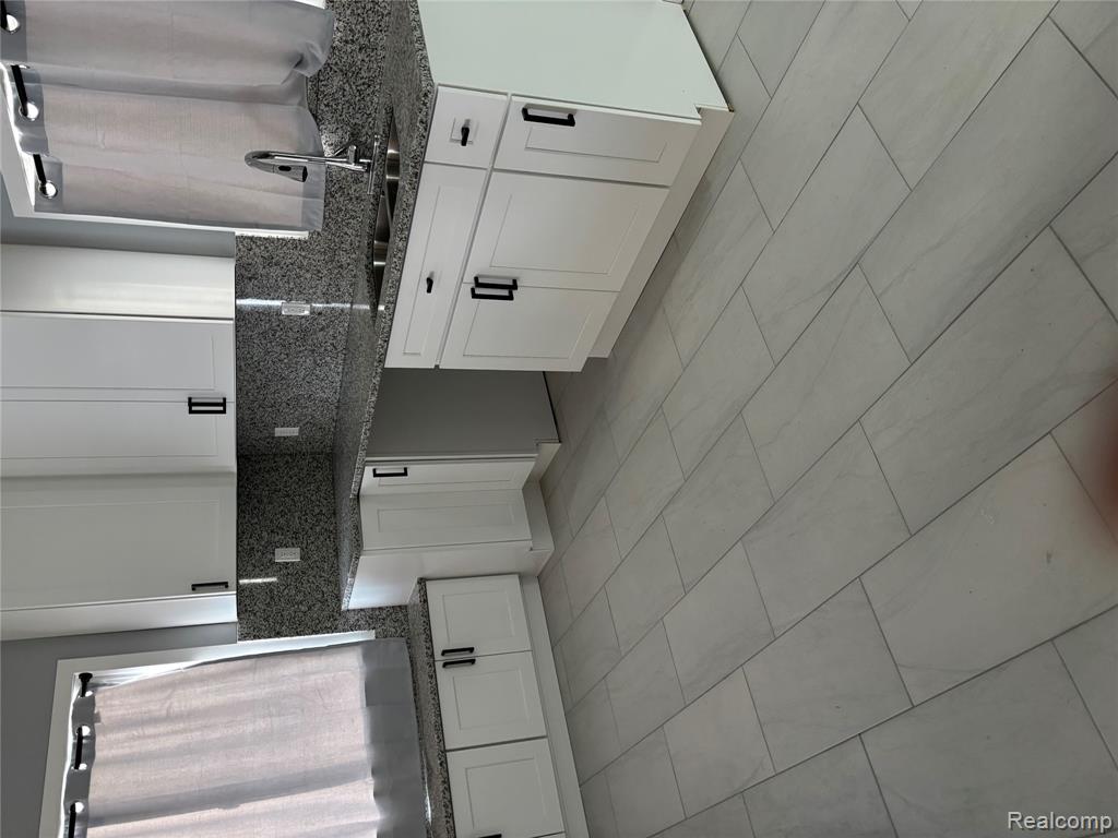 16814 San Juan Drive San Juan Drive, Detroit, MI 48221 — Photo 4