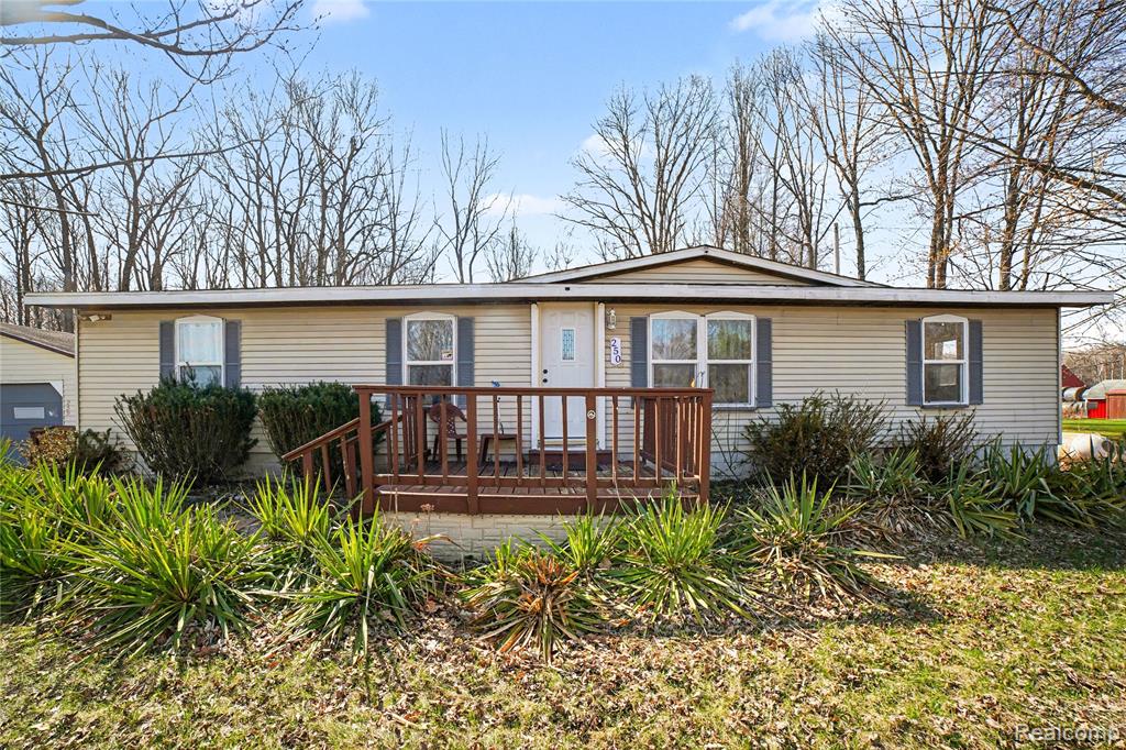 250 S Leaton Road, Mount Pleasant, MI 48858