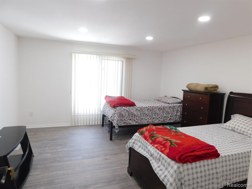 43175 W KIRKWOOD Drive, Clinton Twp, MI 48038 — Photo 43