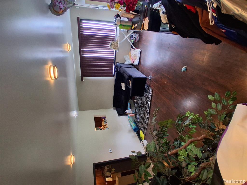 22440 Pembroke Avenue, Detroit, MI 48219 — Photo 9