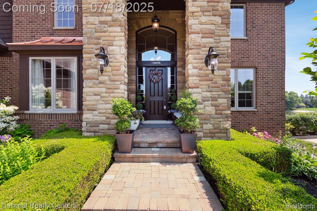 18678 Marble Head Drive, Northville, MI 48168 — Photo 5