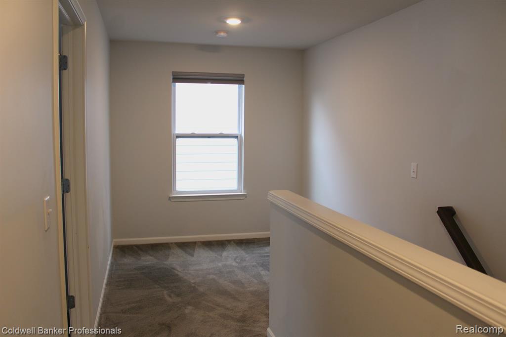 48372 FIELDSTONE Drive, Northville, MI — Photo 17