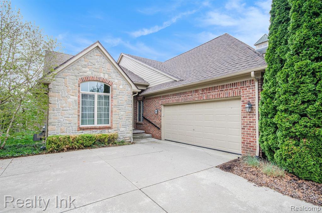 7110 TALNUCK, Clarkston, MI 48348 — Photo 2