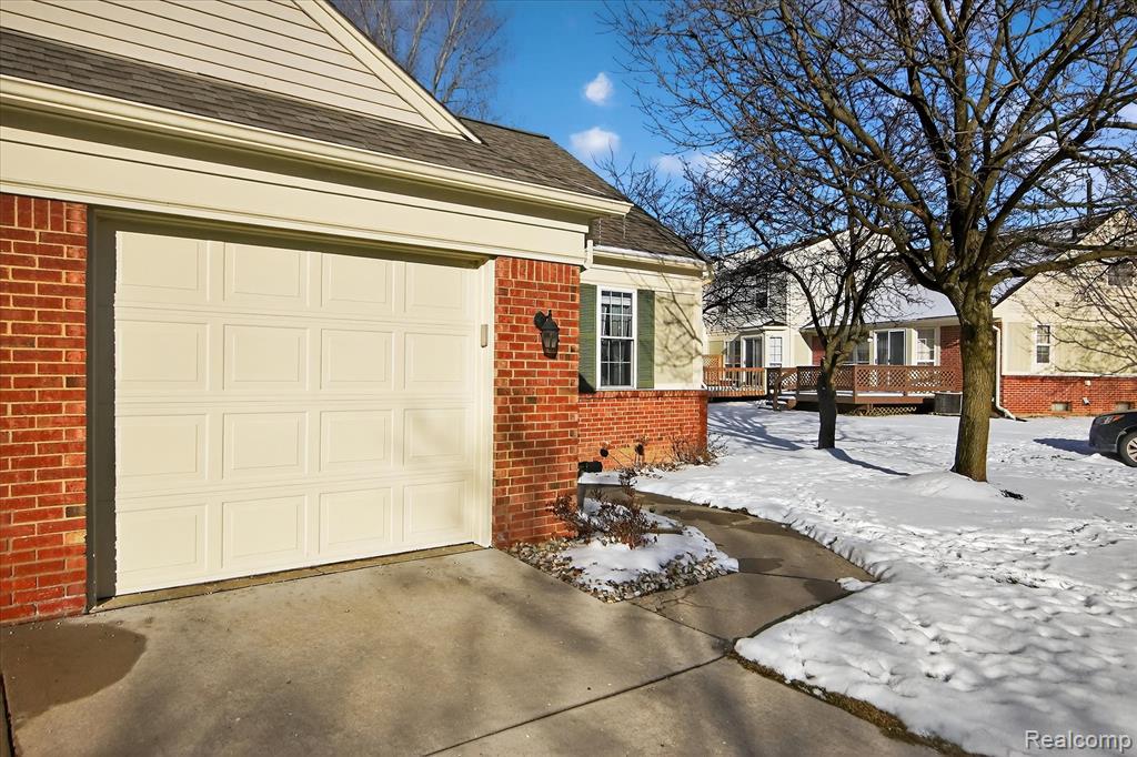 43674 Christopher Court, Canton, MI 48188 — Photo 29