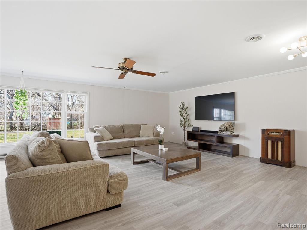 1690 Ledbury Drive, Bloomfield Hills, MI 48304 — Photo 29