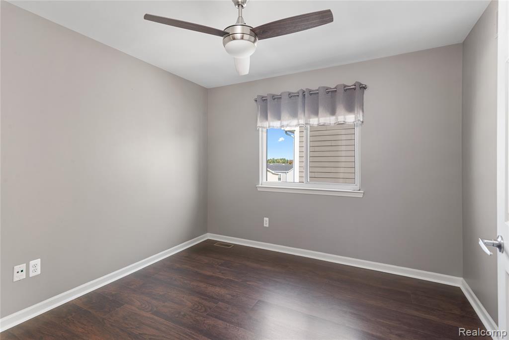 50317 Corey Avenue, New Baltimore, MI — Photo 15