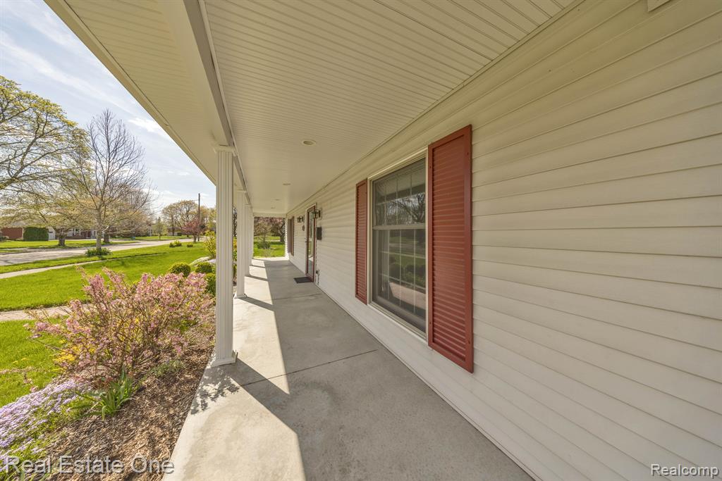 4132 AMHERST Road, Royal Oak, MI 48073 — Photo 38