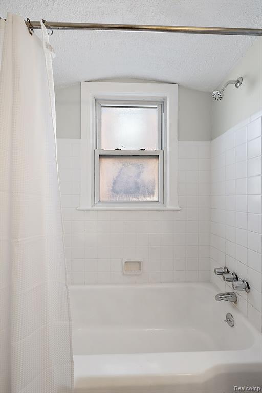 21406 MITCHELLDALE Avenue, Ferndale, MI 48220 — Photo 12
