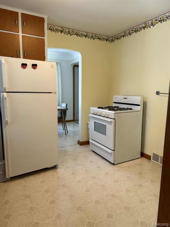 165 Washington Street, Port Austin, MI 48467 — Photo 12