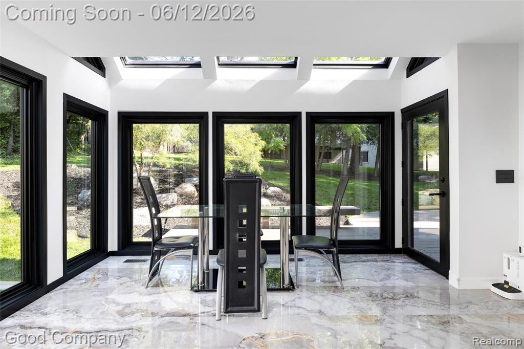 3176 Chambord Drive, West Bloomfield, MI 48323 — Photo 9