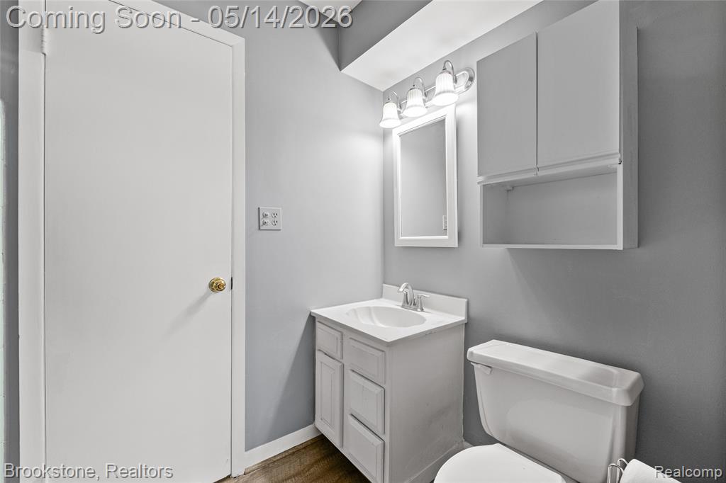 819 Kirts Boulevard, Troy, MI 48084 — Photo 20