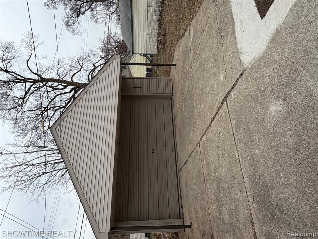 12200 Helen Street, Southgate, MI 48195 — Photo 20