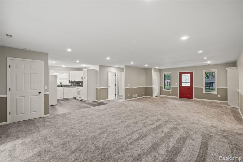 51429 Morowske Drive, Shelby Twp, MI 48316 — Photo 9