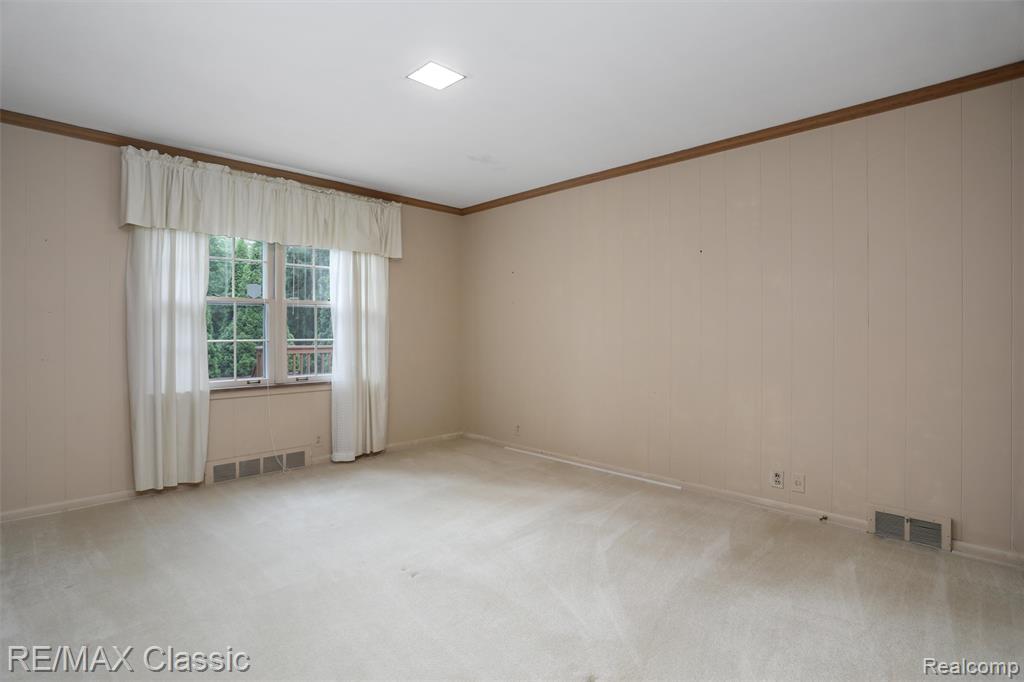 830 JONATHAN Lane, Bloomfield Hills, MI 48302 — Photo 23