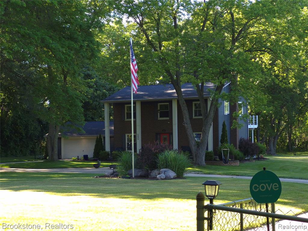 4890 Whipple Lake Road, Clarkston, MI 48348 — Photo 2