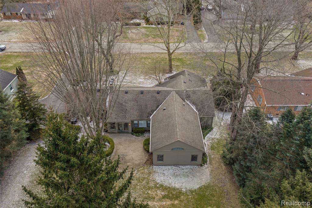 6183 Lantern Lane, Bloomfield Hills, MI 48301 — Photo 42