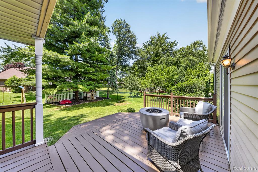 451 Lansdowne Drive, Westland, MI — Photo 35