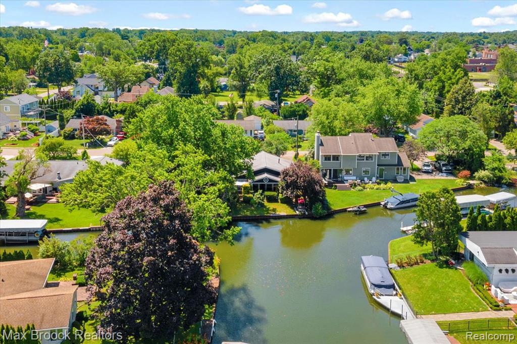 2840 Wall Street, Keego Harbor, MI 48320 — Photo 2